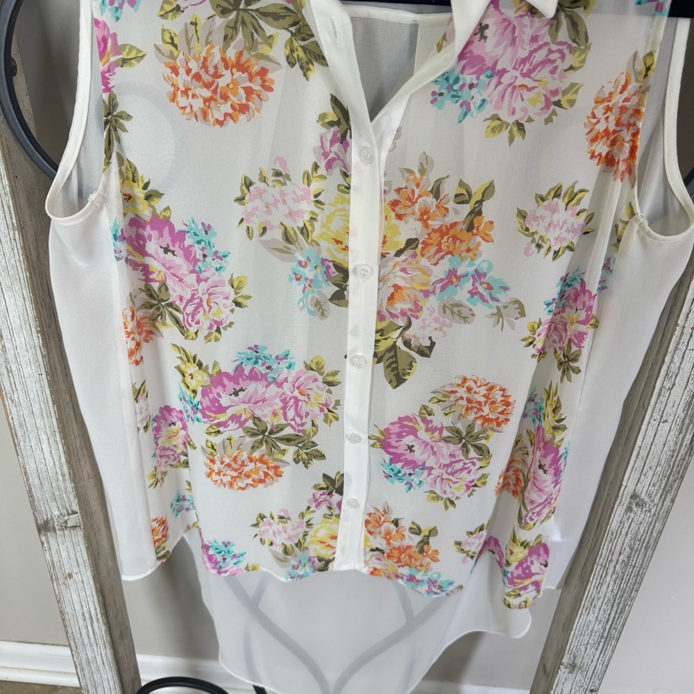 Forever 21 Floral Sleeveless Sheer Hi Low Blouse - Size Small - Picture 2 of 8